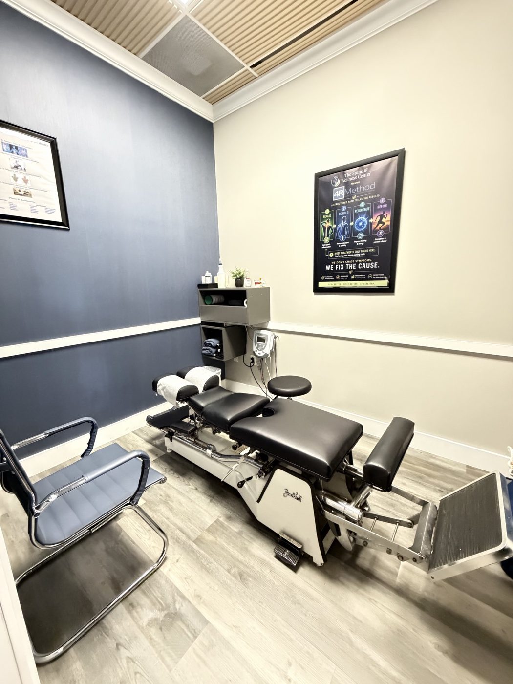 Parkland, FL Chiropractor | Dr. Jared Cohen | Coral Springs Chiropractor 6 Chiropractic adjustment room at The Spine and Wellness Center, Coral Springs FL